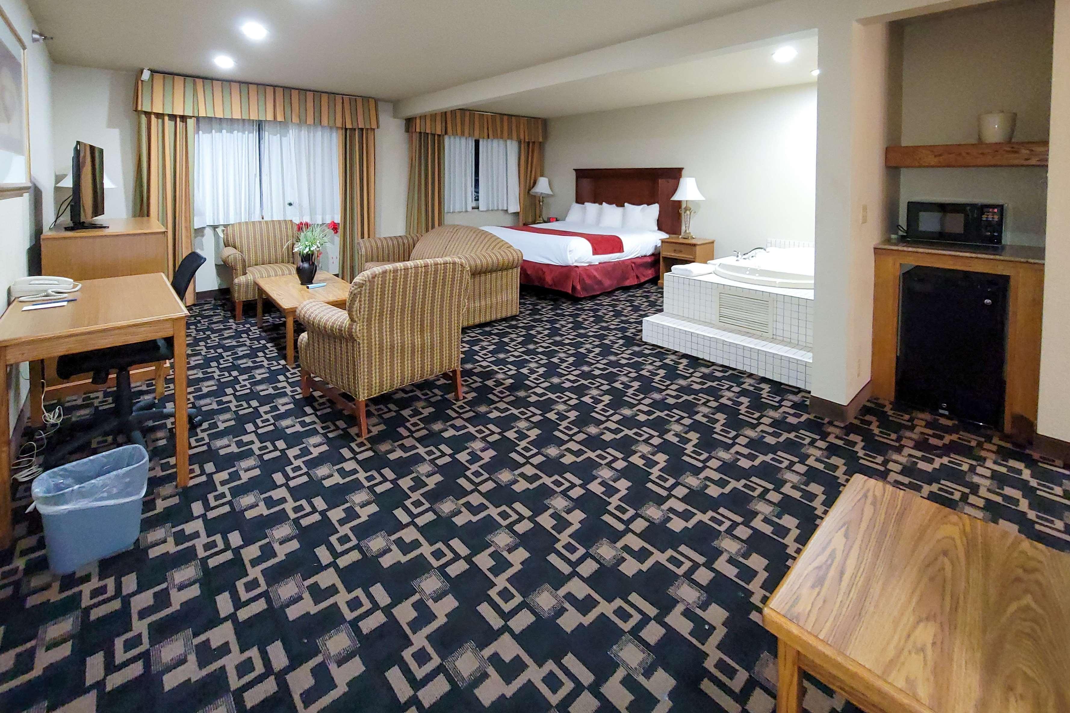 שאקופי Comfort Inn & Suites מראה חיצוני תמונה