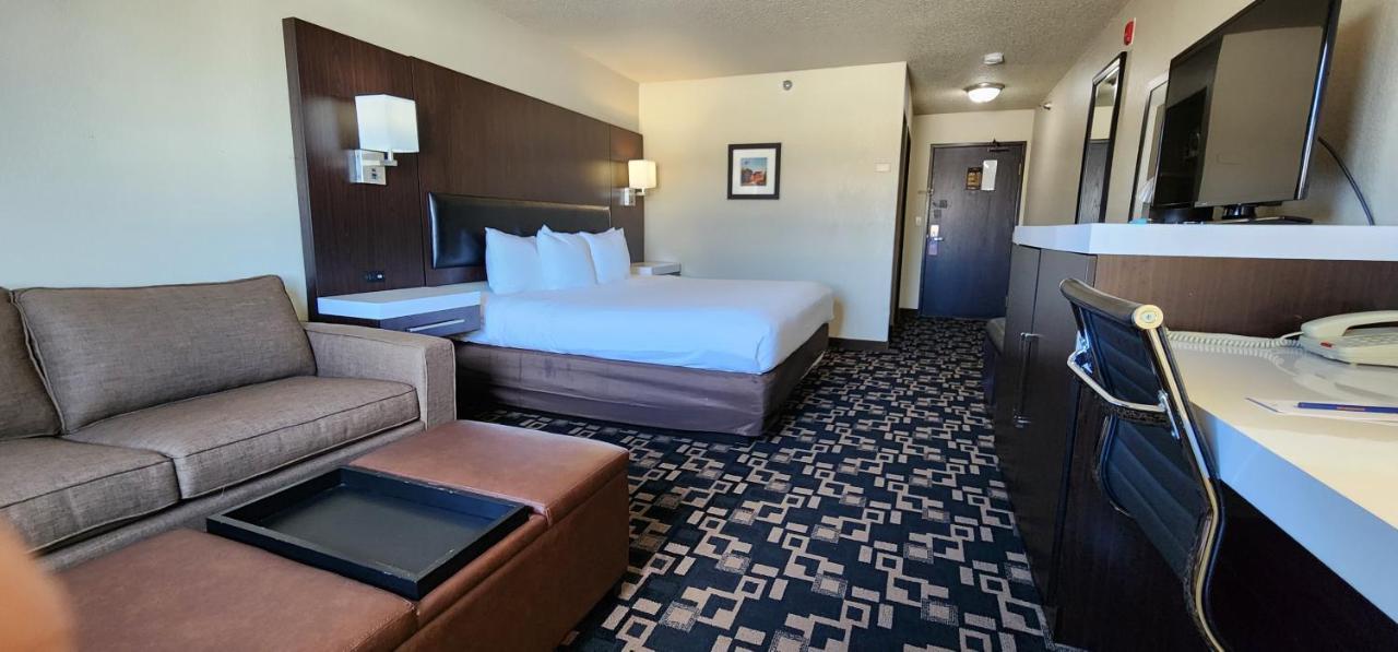 שאקופי Comfort Inn & Suites מראה חיצוני תמונה