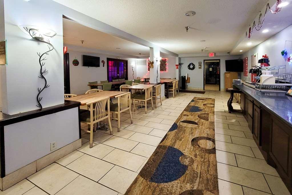 שאקופי Comfort Inn & Suites מראה חיצוני תמונה