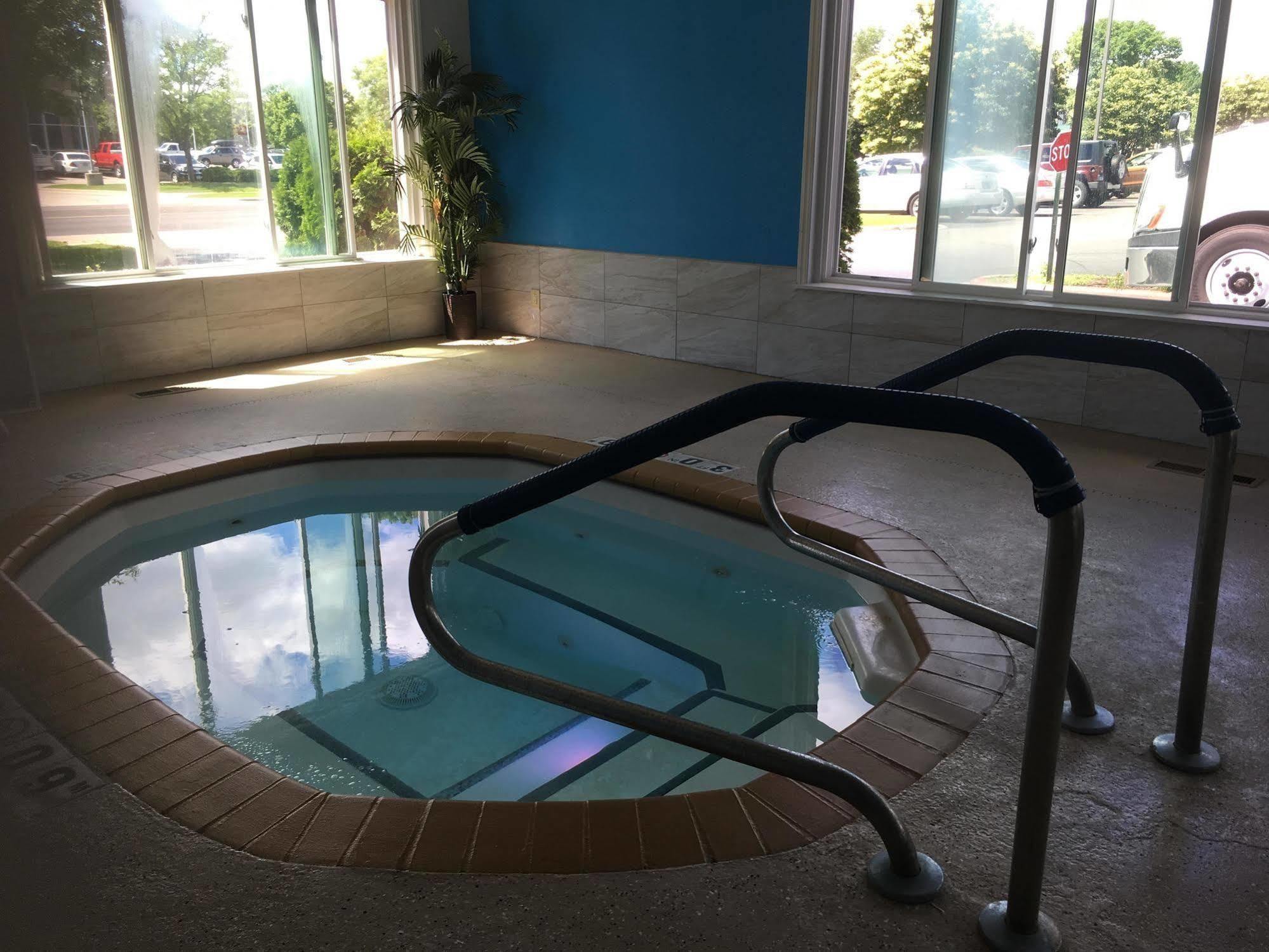 שאקופי Comfort Inn & Suites מראה חיצוני תמונה